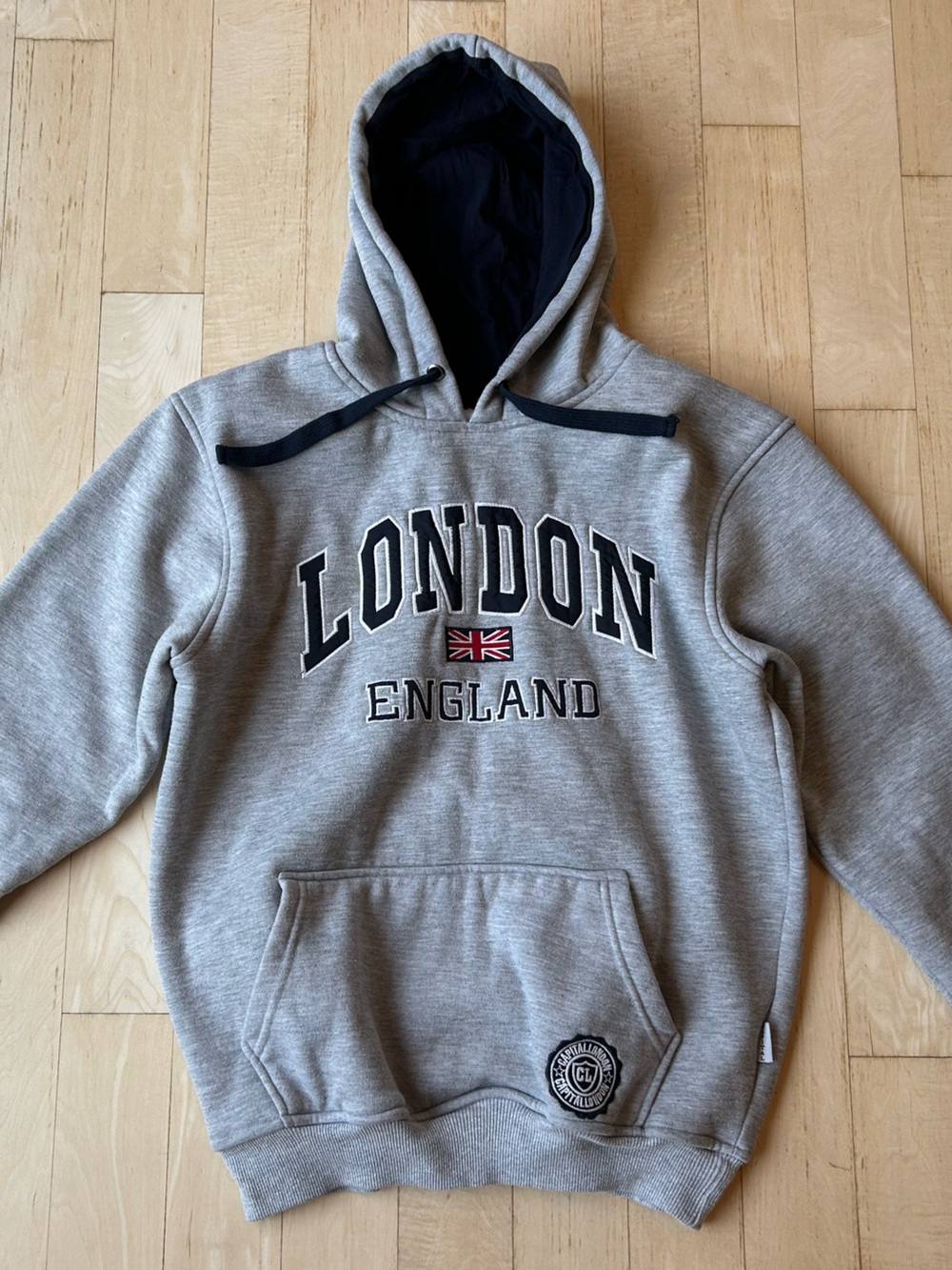 Capital London T-Shirts London England Embroidered Hooded Sweatshirt Size Large